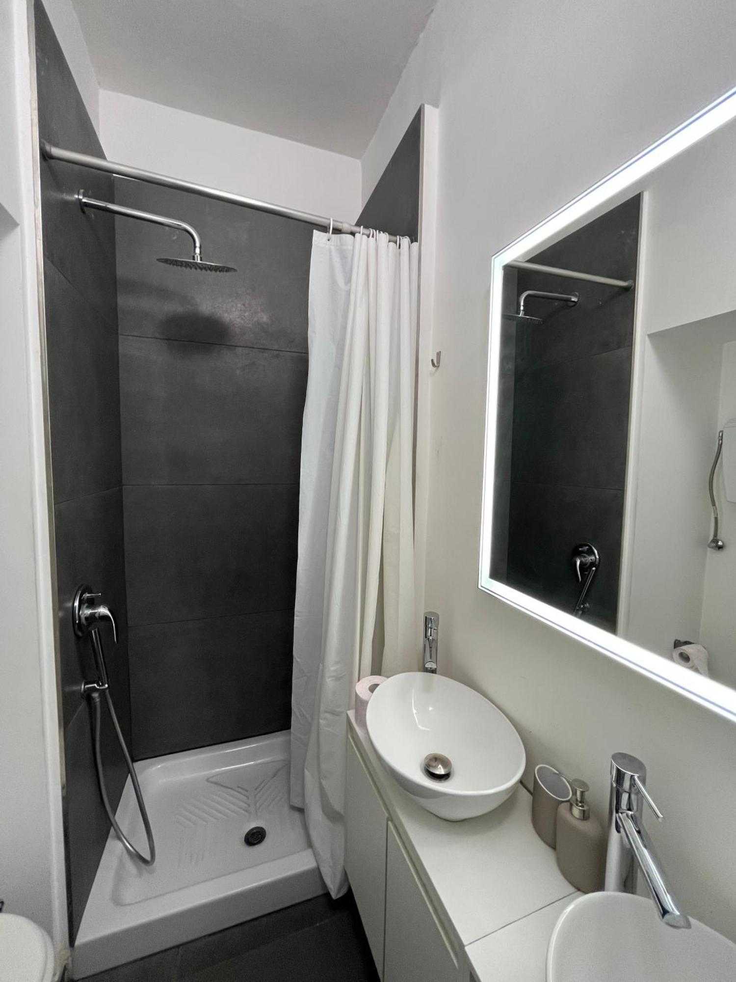 Porta Susa Rooms - Camere Porta Susa Турин Екстер'єр фото
