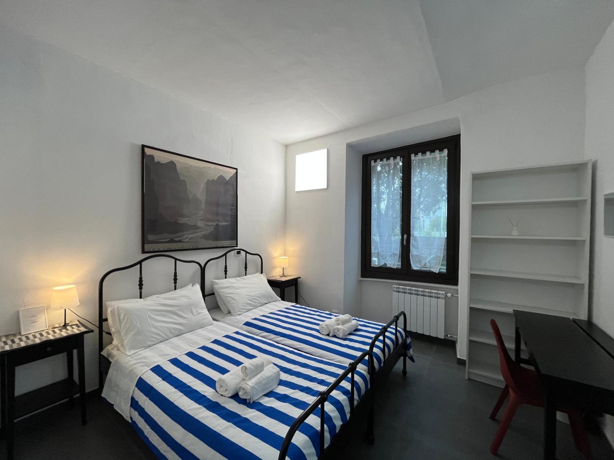 Porta Susa Rooms - Camere Porta Susa Турин Екстер'єр фото