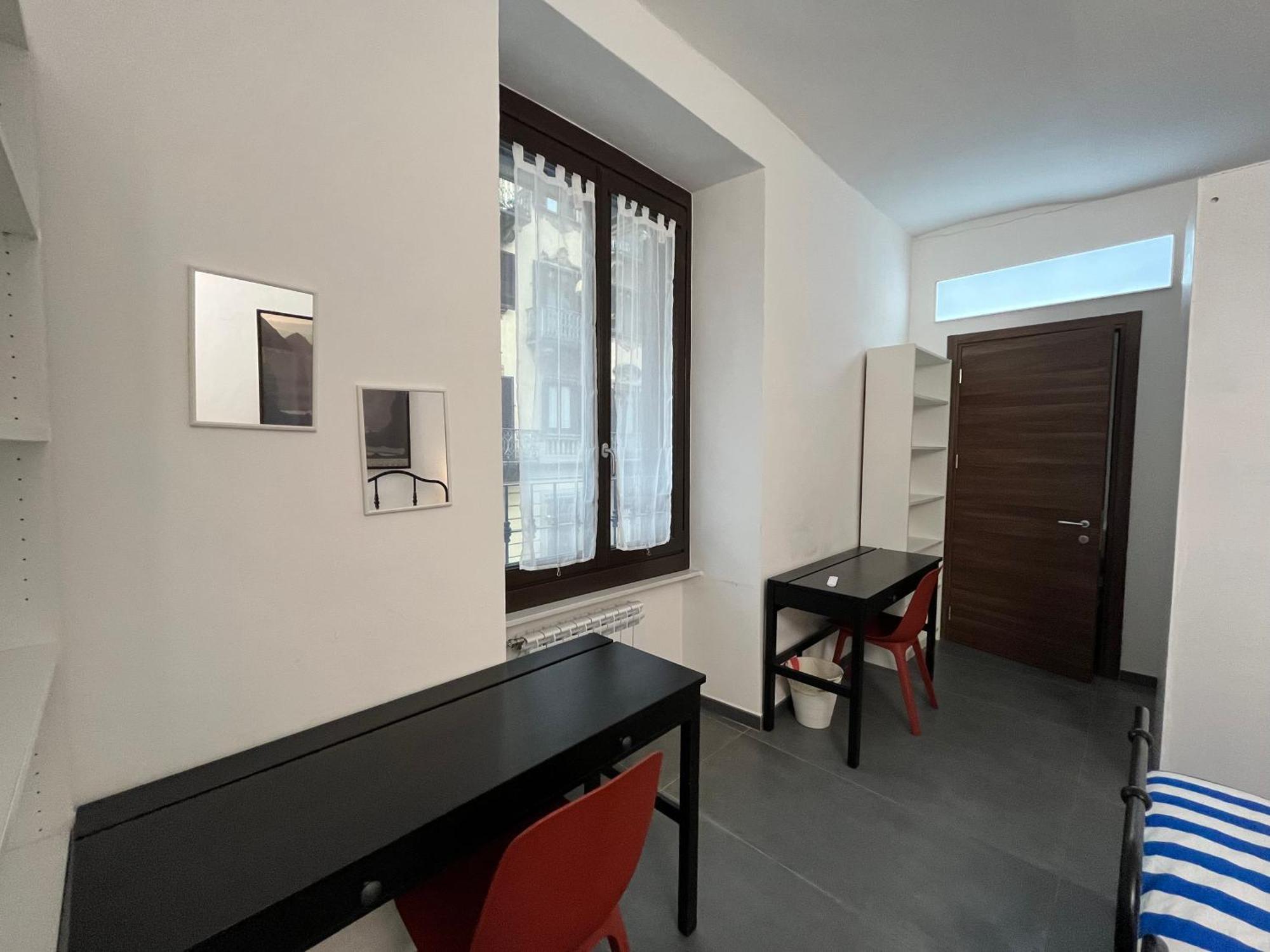 Porta Susa Rooms - Camere Porta Susa Турин Екстер'єр фото