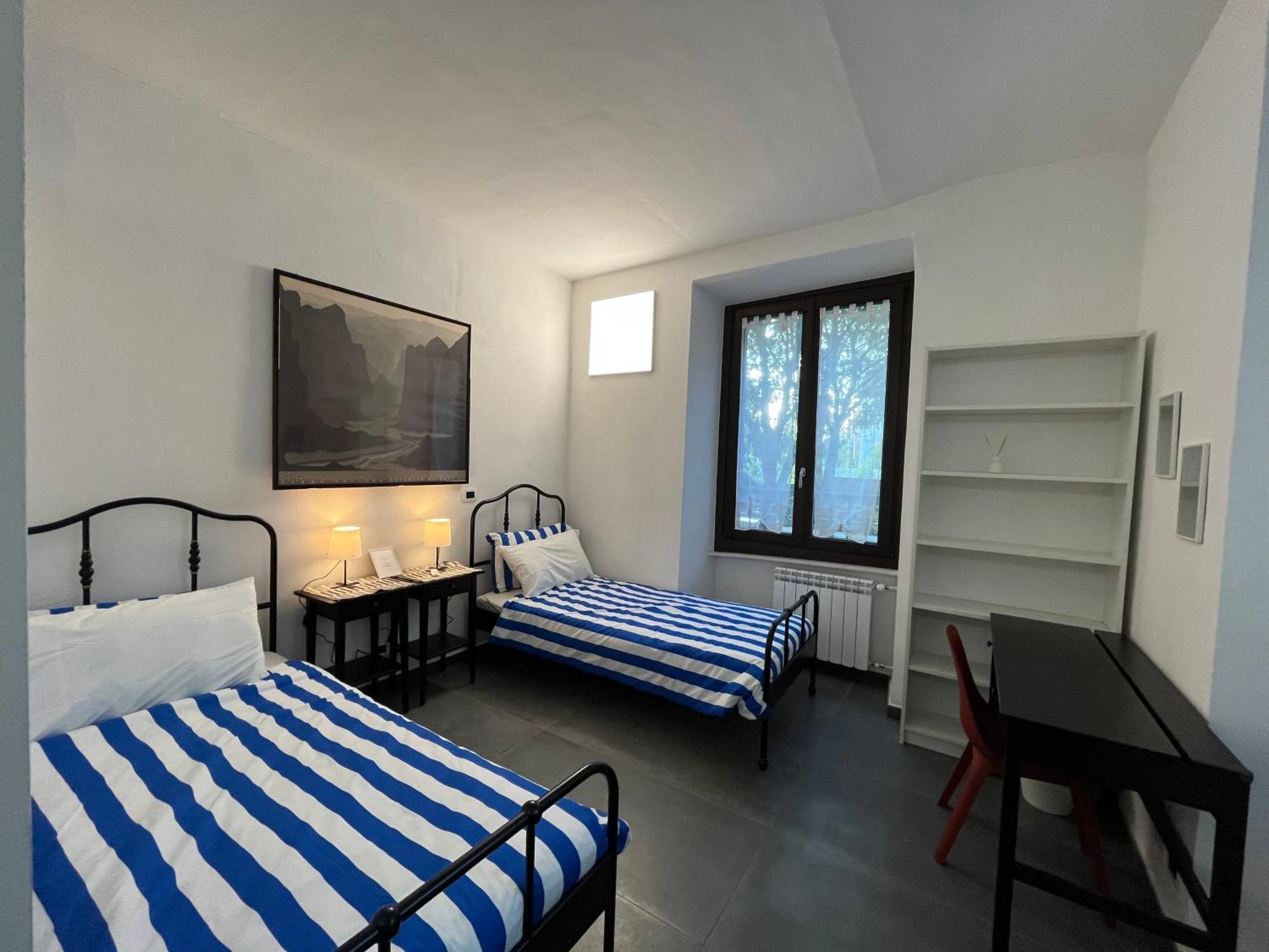 Porta Susa Rooms - Camere Porta Susa Турин Екстер'єр фото